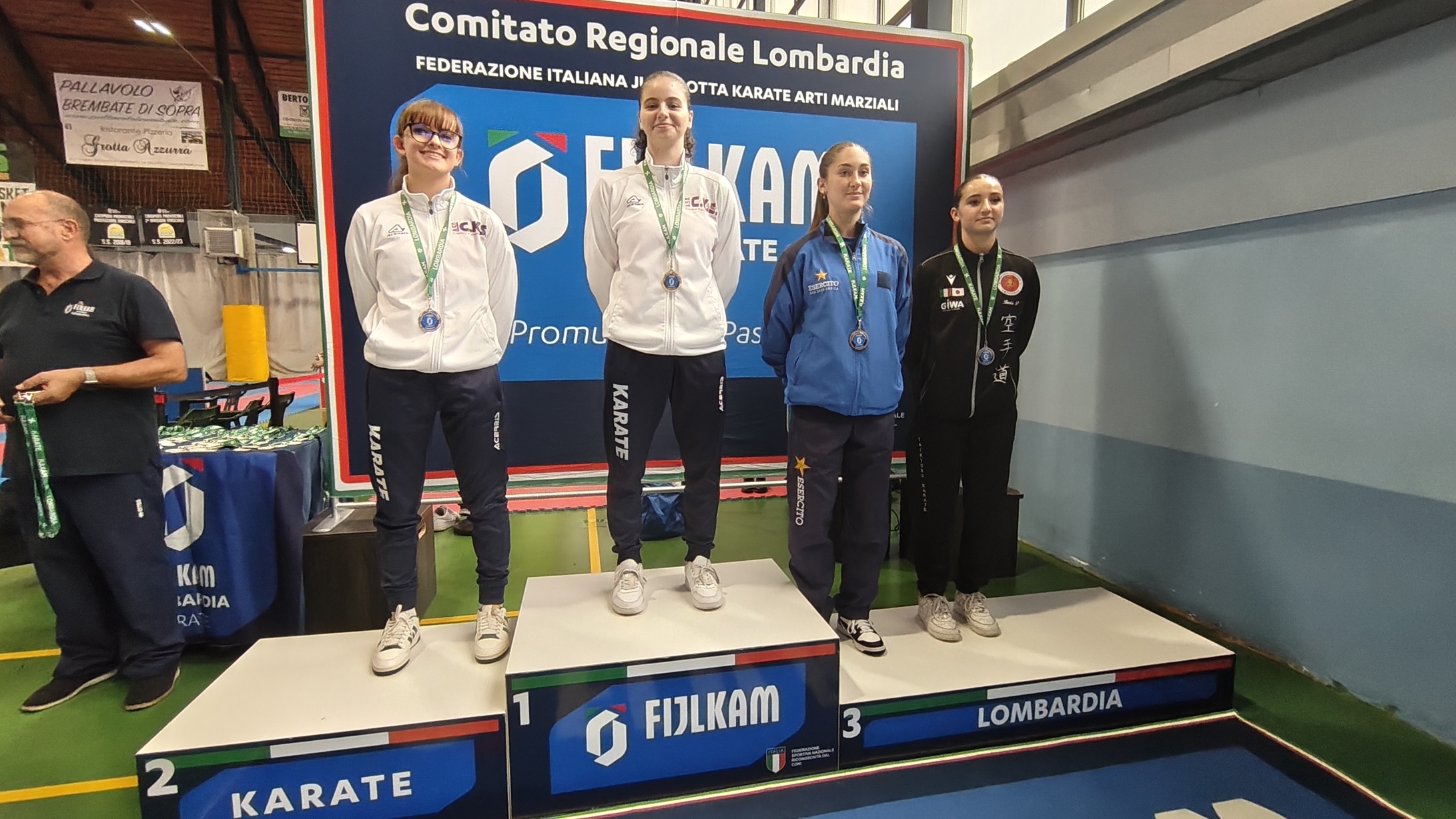 Il podio del kata femminile Juniores a Brembate di Sopra