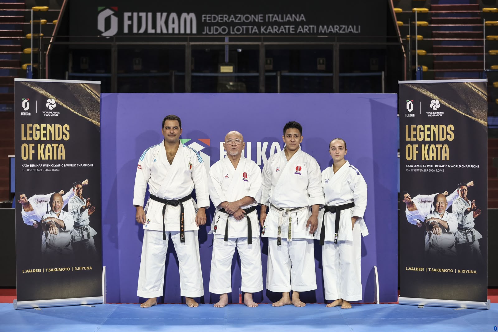 Linda Gatta con i Maestri Luca Valdesi, Tsuguo Sakumoto e Ryo Kiyuna allo stage Legends of Kata